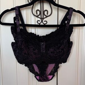 Lee Elegant Black and Purple Floral Bra